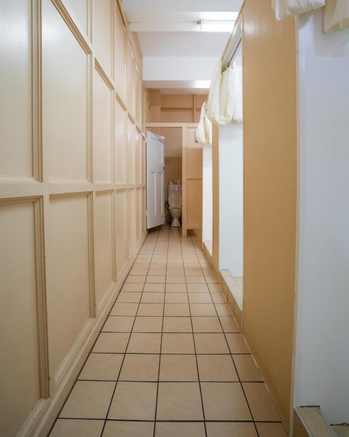 Commercial Hotel Clermont エクステリア 写真