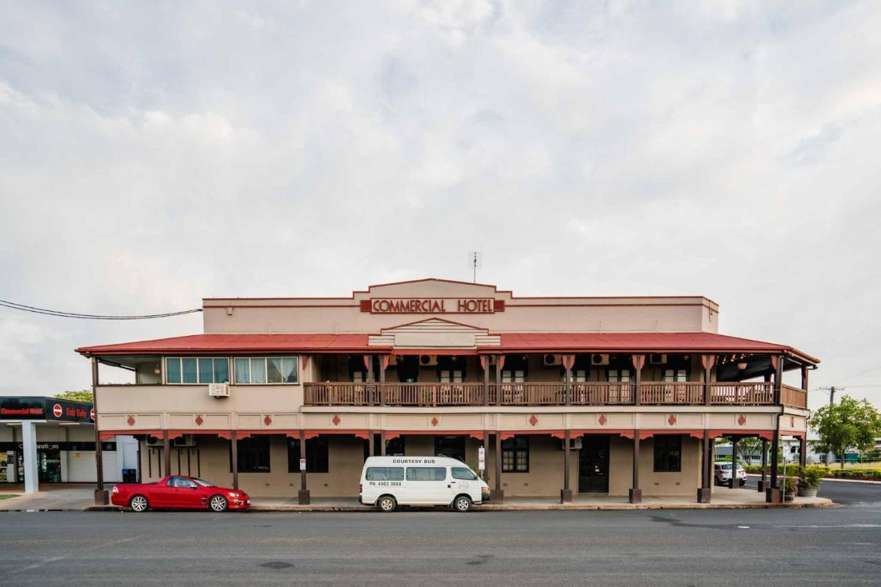 Commercial Hotel Clermont エクステリア 写真